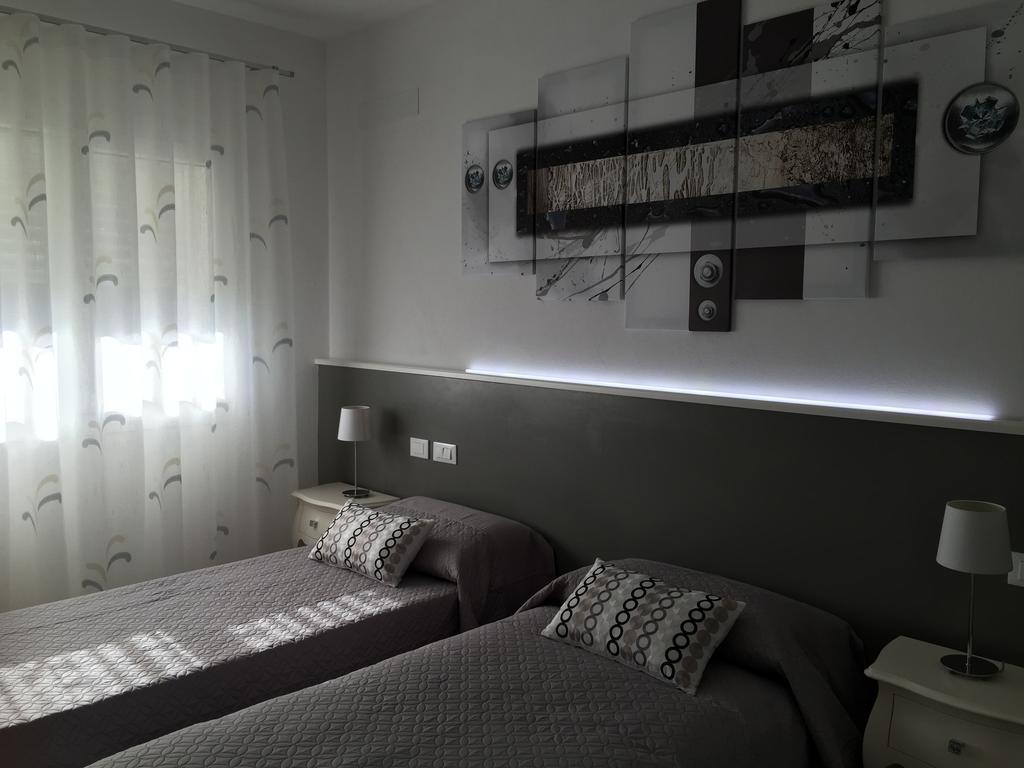 Flyingaway Bed & Breakfast Borso del Grappa Ruang foto