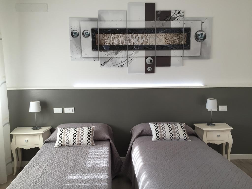 Flyingaway Bed & Breakfast Borso del Grappa Ruang foto